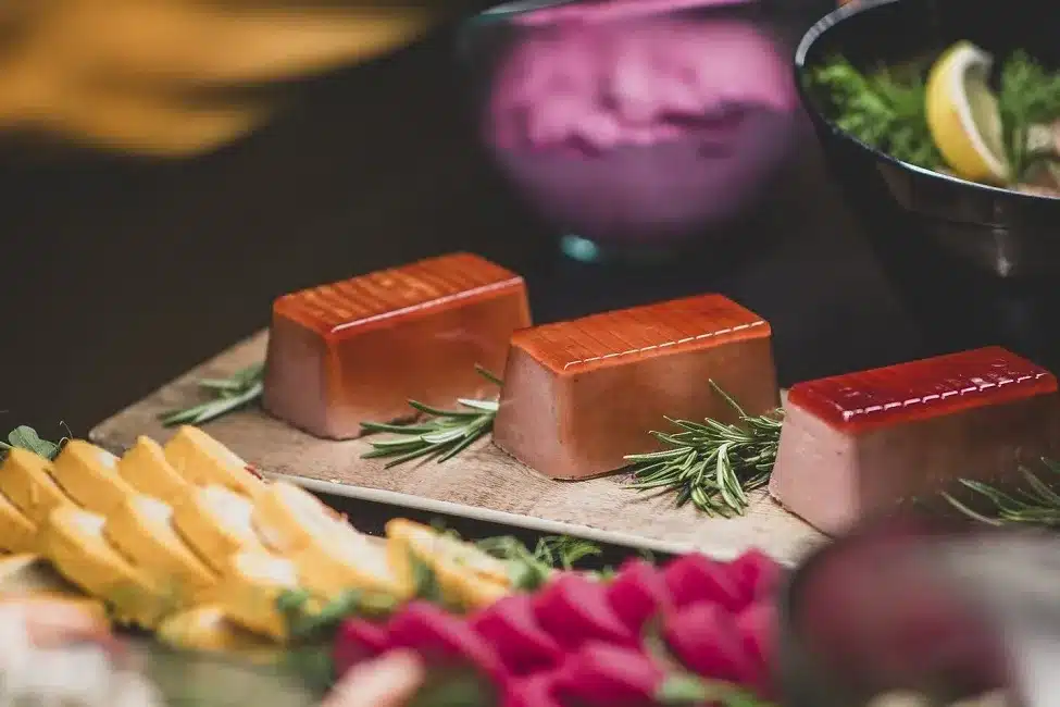 Ahku Restaurant